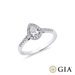 Anello con diamante taglio goccia 0.40ct GIA in oro bianco 18k