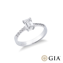 Anello con diamante taglio smeraldo 1.00ct GIA in oro bianco 750