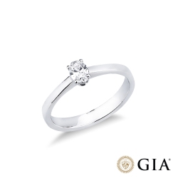Anello con diamante taglio ovale 0.30ct  GIA in oro bianco 18k