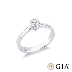 Anello con diamante taglio ovale 0.50 ct GIA in oro bianco 18k