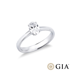Anello con diamante taglio ovale 0.70ct GIA in oro bianco 18k