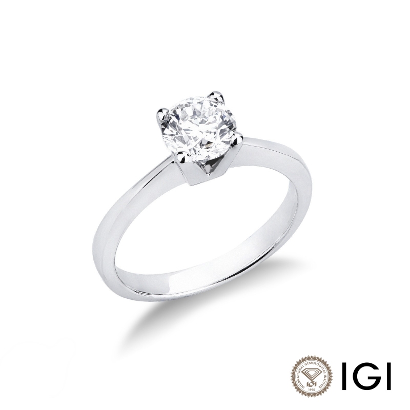 Anello solitario lineare a quattro griffe in oro bianco 18k con diamante, 1 carato