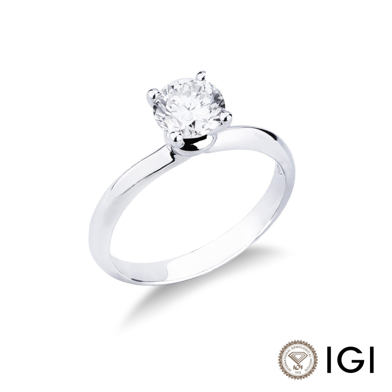 Anello solitario in oro bianco 18k con diamante da 0.90 ct. 