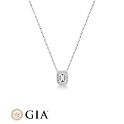 Collana con diamante taglio smeraldo 0.70ct  GIA in oro bianco 18k 2