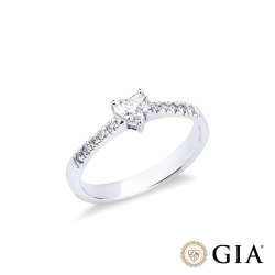Anello con diamante taglio cuore 0.30ct GIA in oro bianco 18k
