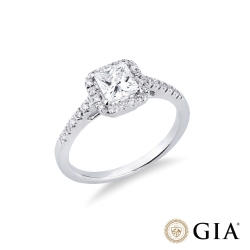 Anello con diamante taglio princess 0.70ct GIA in oro bianco 18k