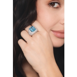 Anello con acquamarina e pavé di diamanti in oro 18k 2