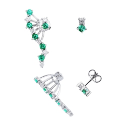 Asymmetric 18k white gold earrings with emeralds and diamonds