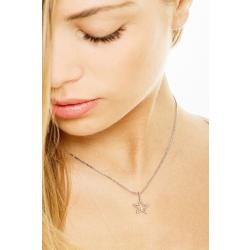 18k white gold star pendant with one diamond 2
