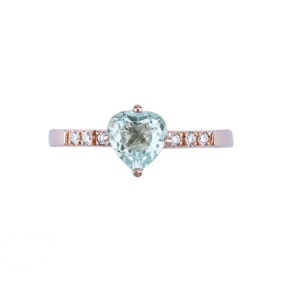 Rosé gold 18k ring with aquamarine and diamonds 
