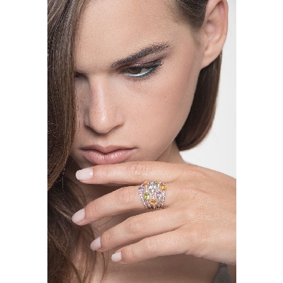 Anello a Fascia in Oro Bianco con Pietre Preziose Rainbow