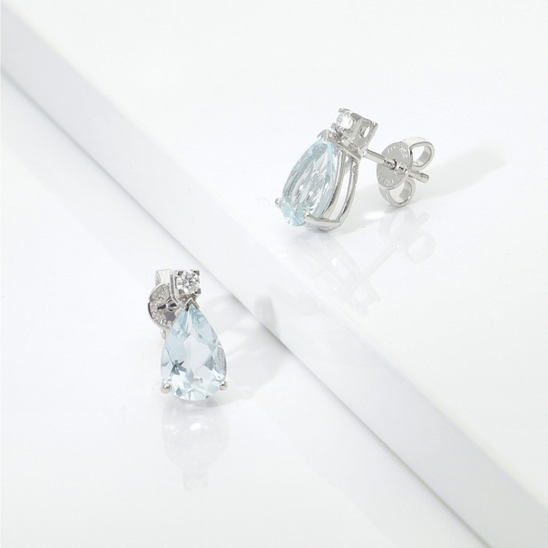 ORECCHINI CON ACQUAMARINA GOCCIA MM9X6 + GRIFF CON BRILL