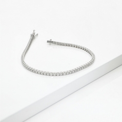 TENNIS GRIFF PIRAMIDE LEGGERO CON BRILL 0.02CT.LARGH. 2.20MM CIRCA.  VED.MISURE