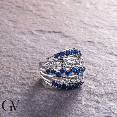 Band ring in white gold 18k with diamonds and blue sapphires
