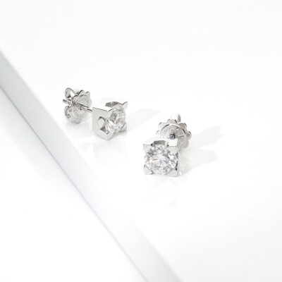 Orecchini punto luce griffe in oro bianco 18k con diamanti, 2,00 ct
