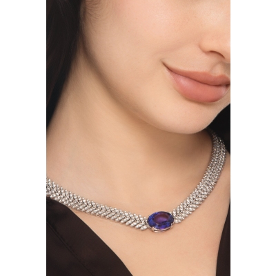 GIROCOLLO IN BRILL SPIGA STILE NAVETTE CON TANZANITE OVALE MM17.5X14, CM47