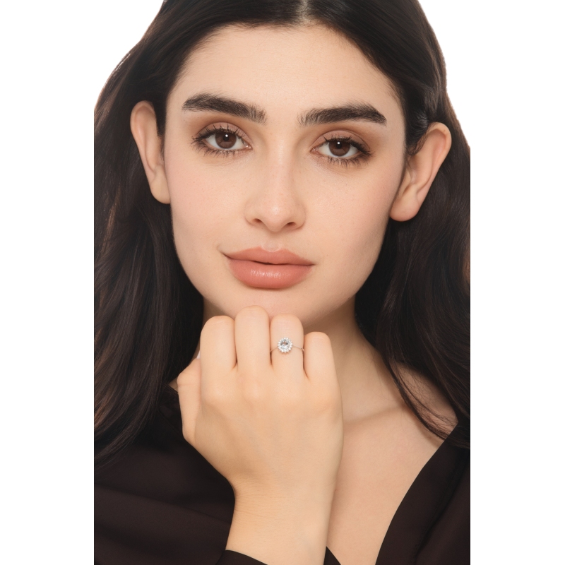 Anello contorno in oro bianco 750 con acquamarina e diamanti