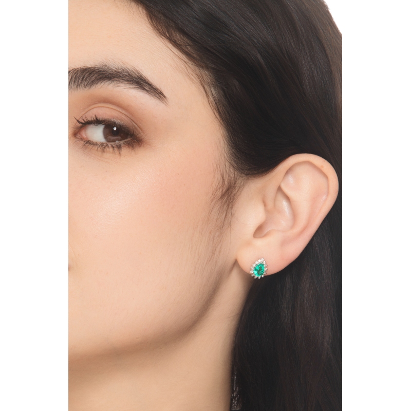 ORECCHINI LOBO CONTORNO CON 14BRILLANTI E SMERALDO GOCCIA MM7X5