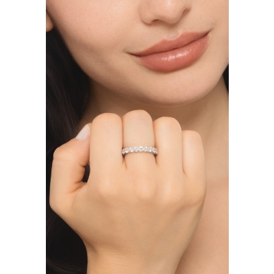 Eternity in oro bianco 750 con diamanti