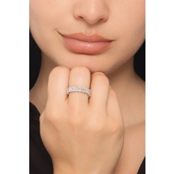 Anello eternity in oro bianco 18k con diamanti taglio smeraldo F VS 2