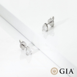 Orecchini punto luce goccia in oro bianco 18k con diamante GIA