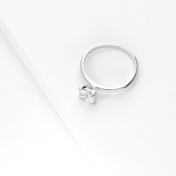 Anello solitario lineare in oro bianco 18k con diamante GIA, 1.00ct