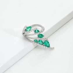 ANELLO CON BRILLANTI E SMERALDI GOCCIA