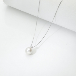 Collana con perla e diamante in oro bianco 18k 