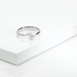 Solitario Abbraccio 0,25 ct in Oro Bianco 18k