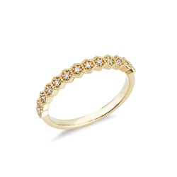 Anello fedina in oro giallo 18k con 13 castoni esagonali e diamanti