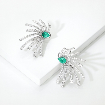 ORECCHINI CON BRILLANTI E SMERALDI GOCCIA MM7X5