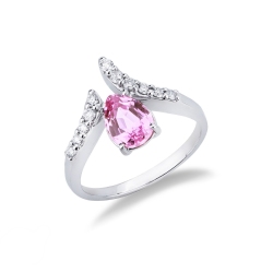 18k white gold ring with pink sapphire and diamonds
