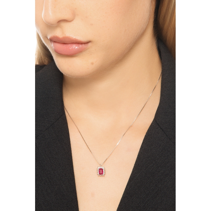 Collana contorno in oro bianco 18k con rubino e diamanti
