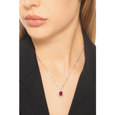 Collana rubino e diamanti a contorno in oro bianco 18k 
