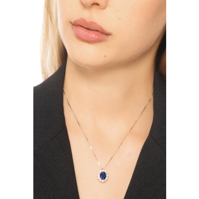 Collana rosetta in oro bianco 18k con zaffiro blu e diamanti 