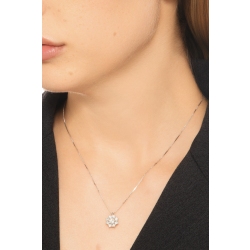 Collana in oro bianco 18k con fiore di diamanti 2