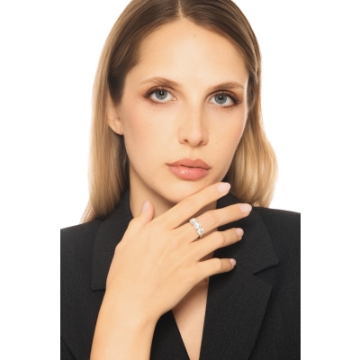 Anello trilogy in oro bianco 18k con tre diamanti IGI