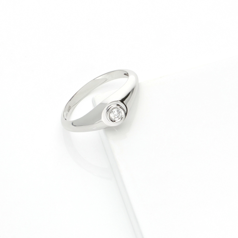 Anello solitario uomo con diamante in oro bianco 18k