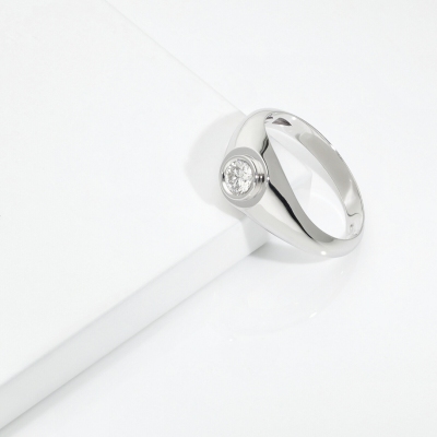 Anello solitario uomo con diamante 0.30 ct oro bianco 18k