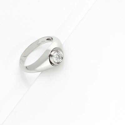 Anello solitario uomo con diamante 0.50 ct in oro bianco 18k 