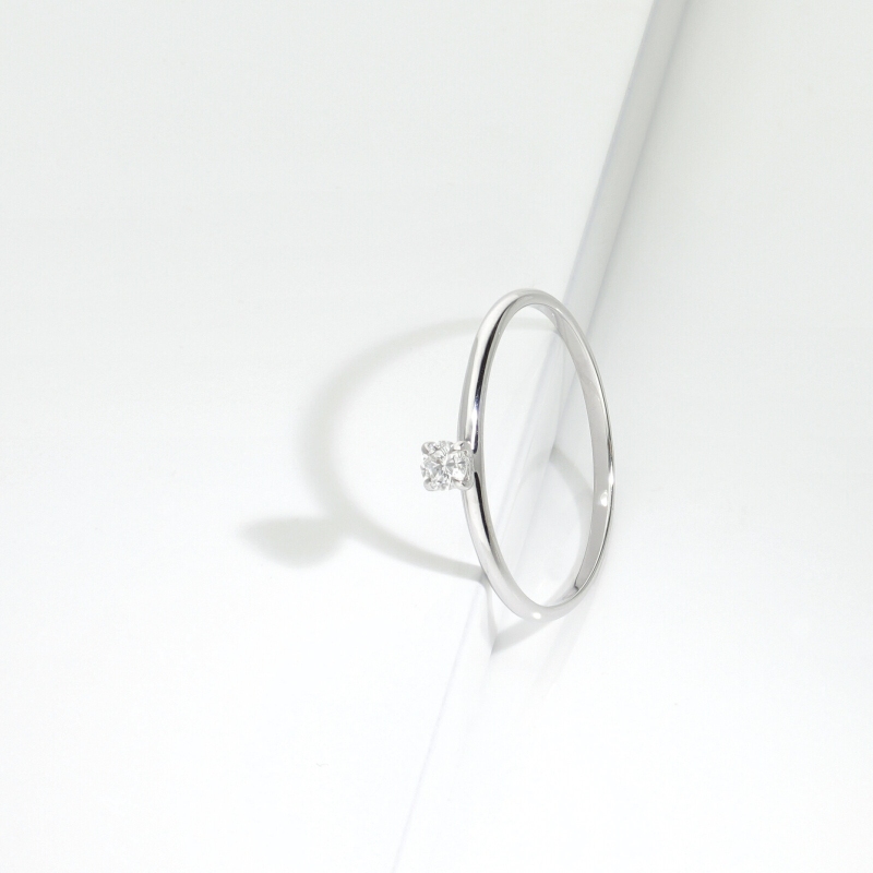 Anello solitario Meraviglia in oro bianco 18k con diamante 