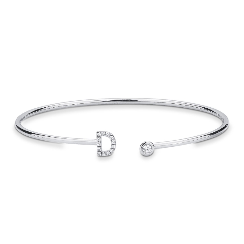 Bracciale rigido in oro bianco 18k con lettera D in diamanti