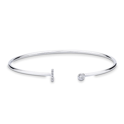 Bracciale rigido in oro bianco 18k con lettera I in diamanti