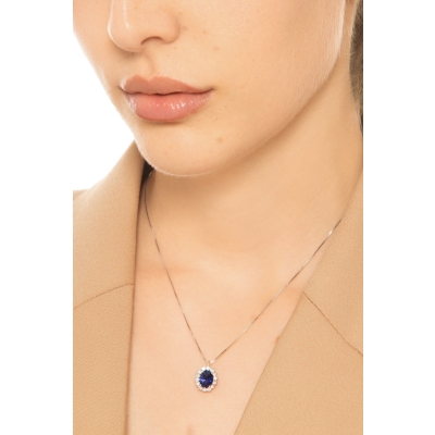 Collana Lady D con zaffiro blu e diamanti in oro bianco 18k