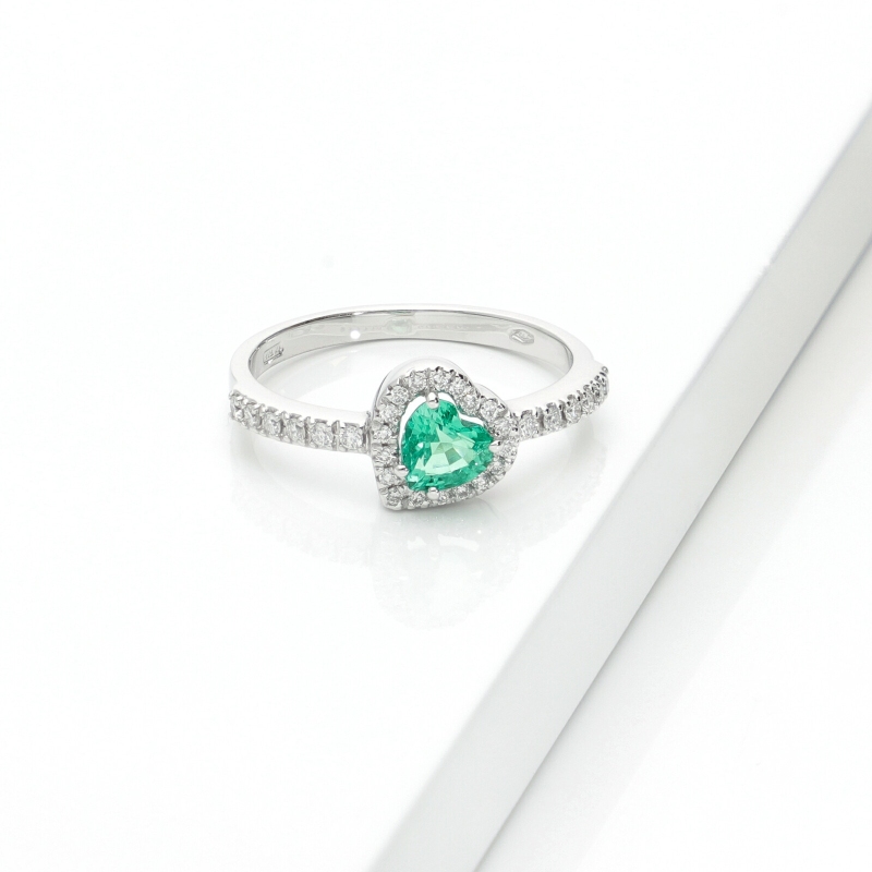 ANELLO CON BRILLANTE E SMERALDO CUORE MM5X5