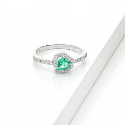 ANELLO CON BRILLANTE E SMERALDO CUORE MM5X5