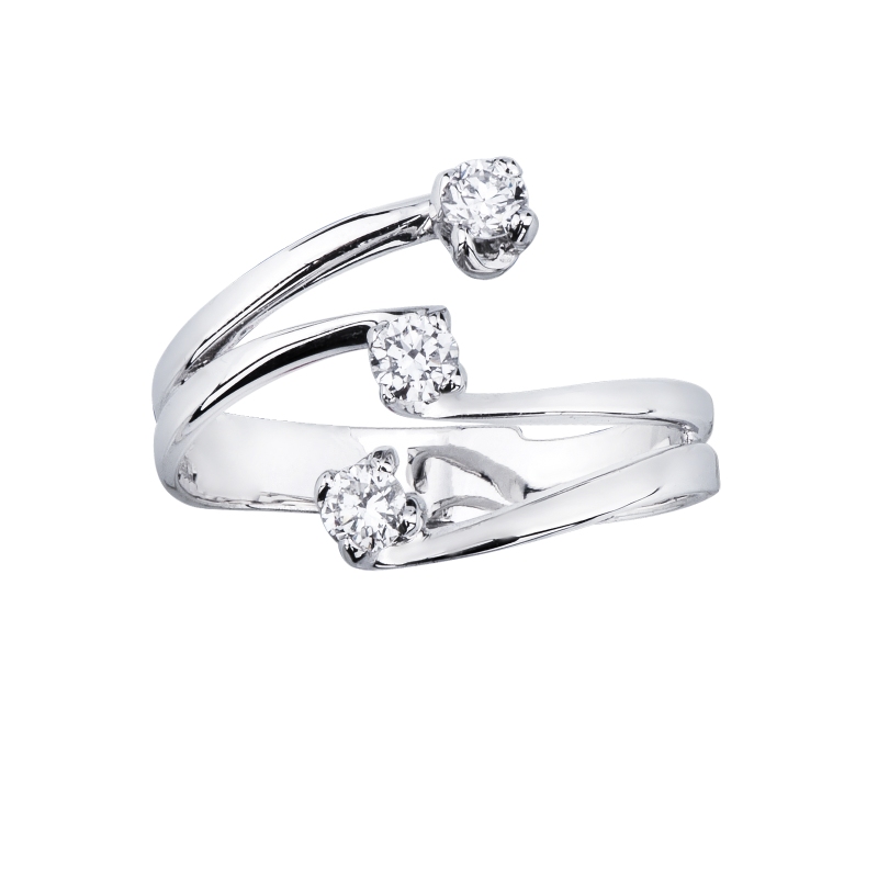 Trilogy diamond ring white gold 18k