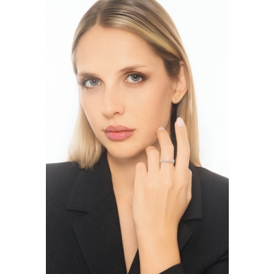 White gold 18k crown ring with diamonds 