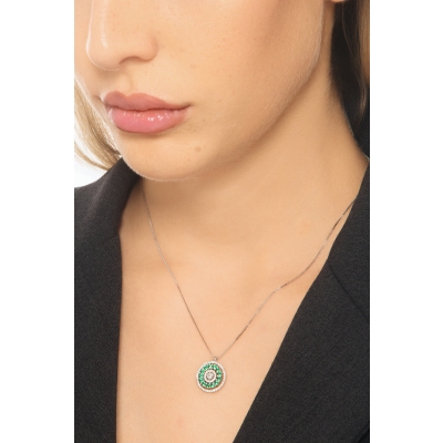 18k white gold necklace with pendant in emeralds and diamonds 