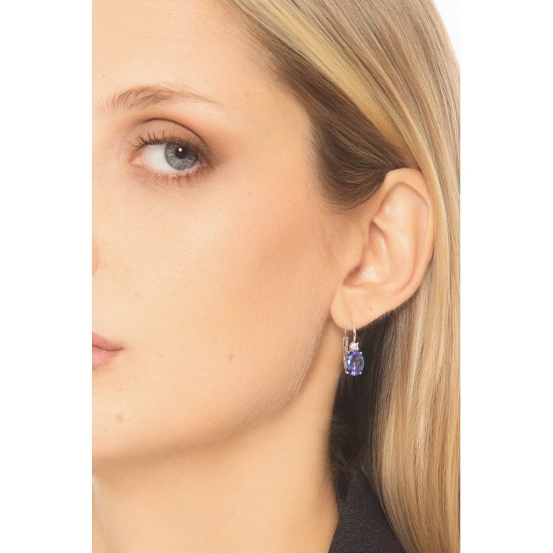 Earrings in white gold 18k with diamonds and tanzanite